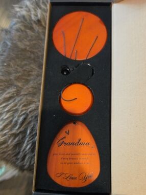 Grandma  Wind Chime Plaque - Orange. MOTHERS DAY
